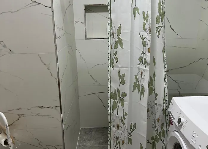 Andrea&alice - * Golem (Tirana)